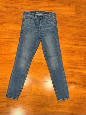 American Eagle Outfitters Medium Blue Skinny Jeans - Women